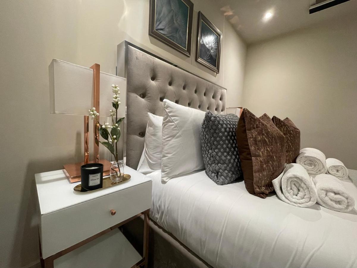 Apartamento Sophisticated 1Br, 1 Ba Chigwell Designer Flat Chcl F2 Exterior foto
